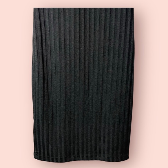 H&M Dress - Picture 8 of 8